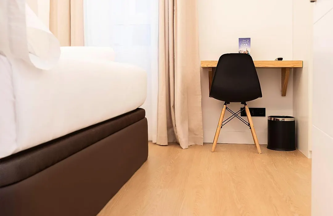 Woohoo Rooms Boutique Luna-1